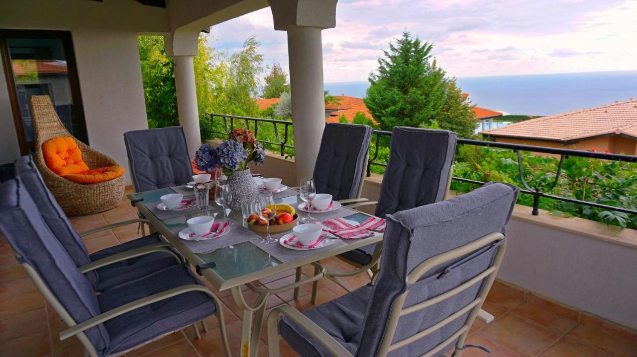 Вила Афина - Villa Afina Балчик Экстерьер фото