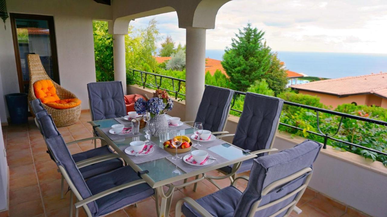 Вила Афина - Villa Afina Балчик Экстерьер фото